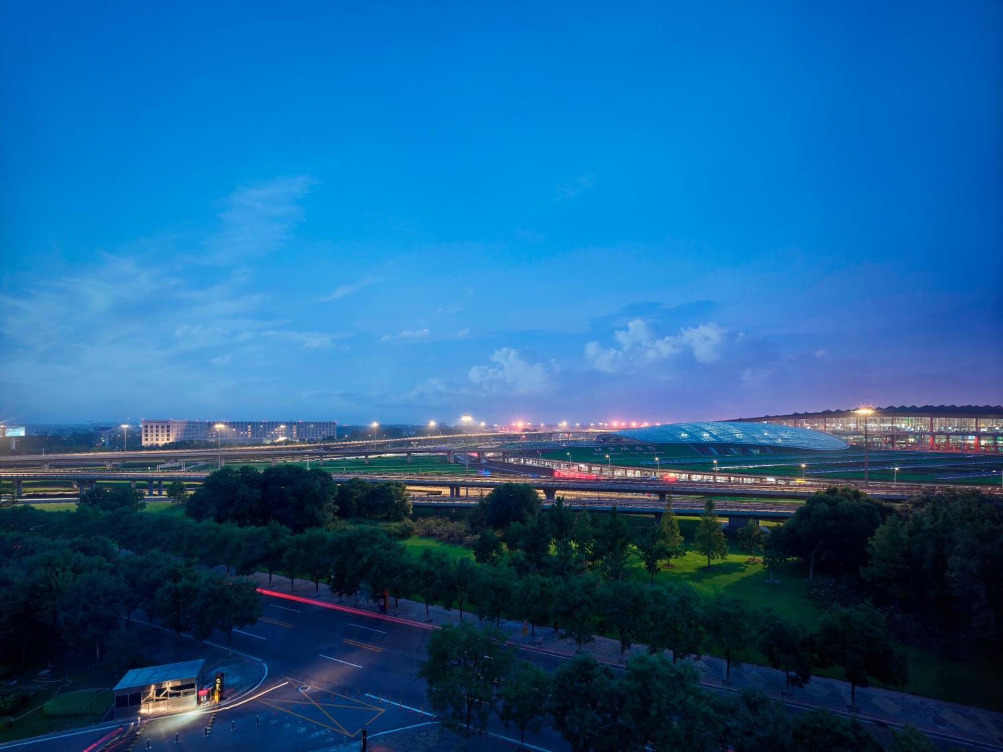 ฮิลตัน ปักกิ่ง แคปิตอล แอร์พอร์ต Hotel Shunyi ภายนอก รูปภาพ