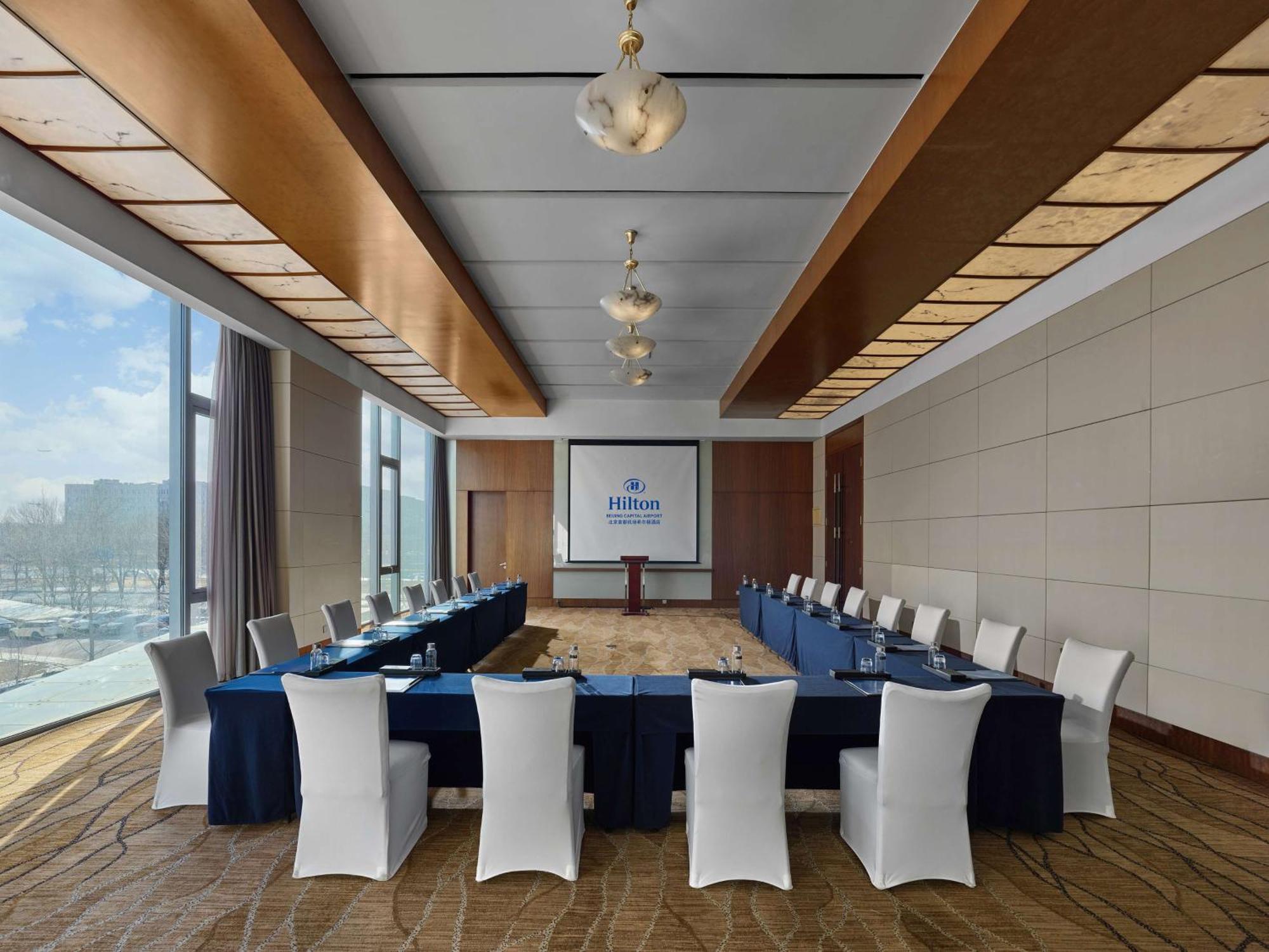 ฮิลตัน ปักกิ่ง แคปิตอล แอร์พอร์ต Hotel Shunyi ภายนอก รูปภาพ