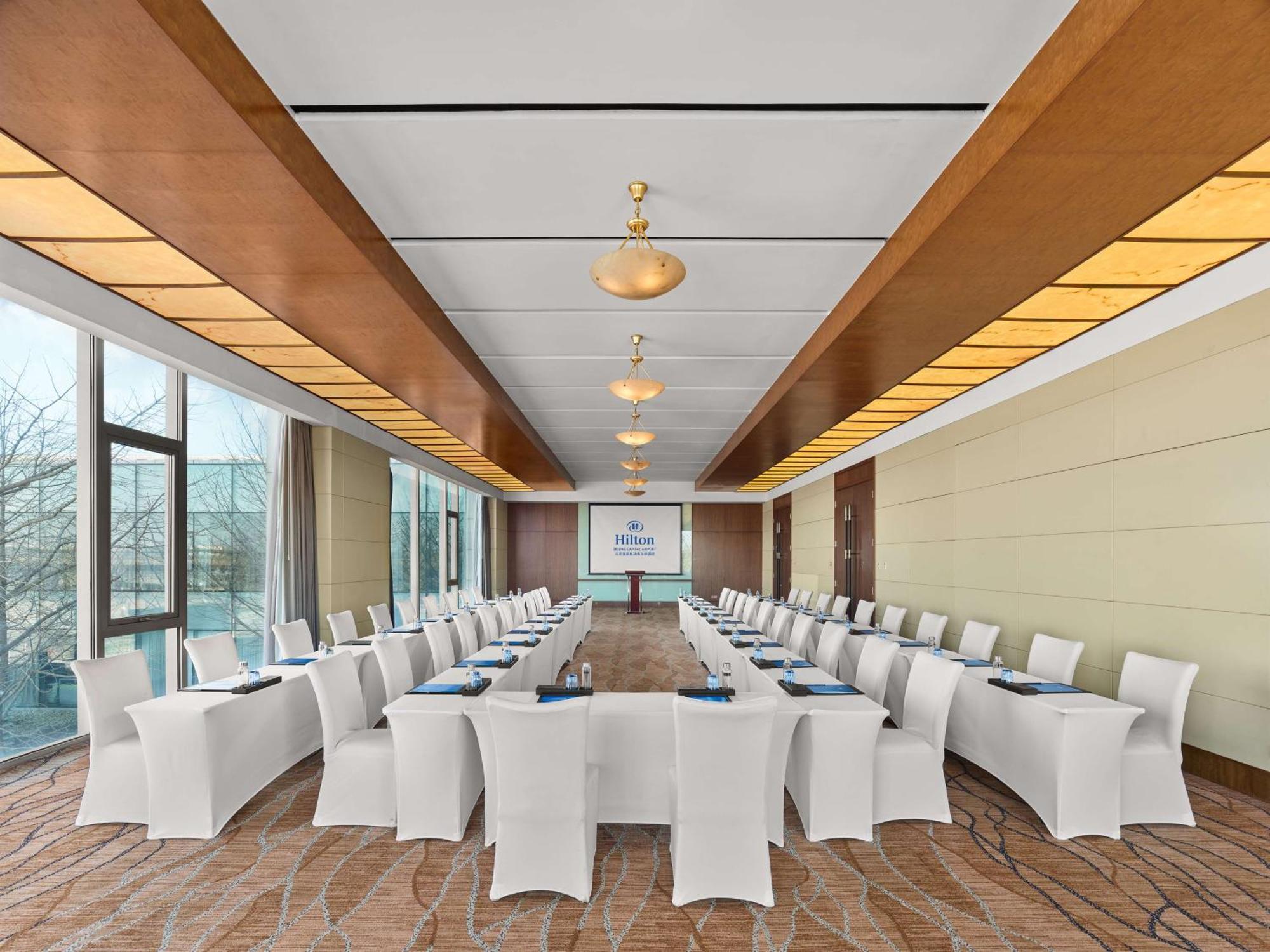 ฮิลตัน ปักกิ่ง แคปิตอล แอร์พอร์ต Hotel Shunyi ภายนอก รูปภาพ